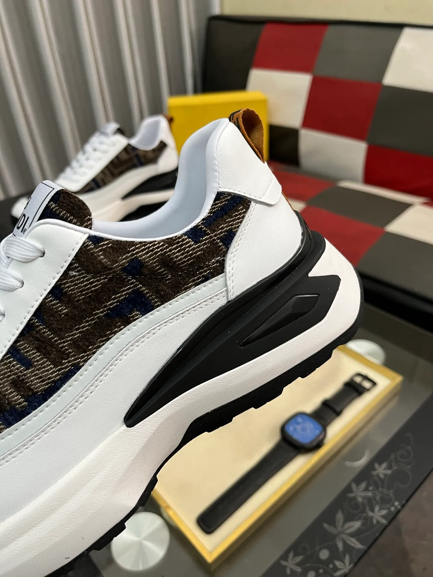 Men's shoes💰458⌚️⌚️[FENDI-FENDI] Classic men's casual shoes🔥New product nowadays, made of cowhide + breathable fabric, comfortable pigskin lining. The perfect last shape and generous and fashionable design have attracted the favor of many consumers. 🔥Number of sizes: 38-444️⃣Colors available